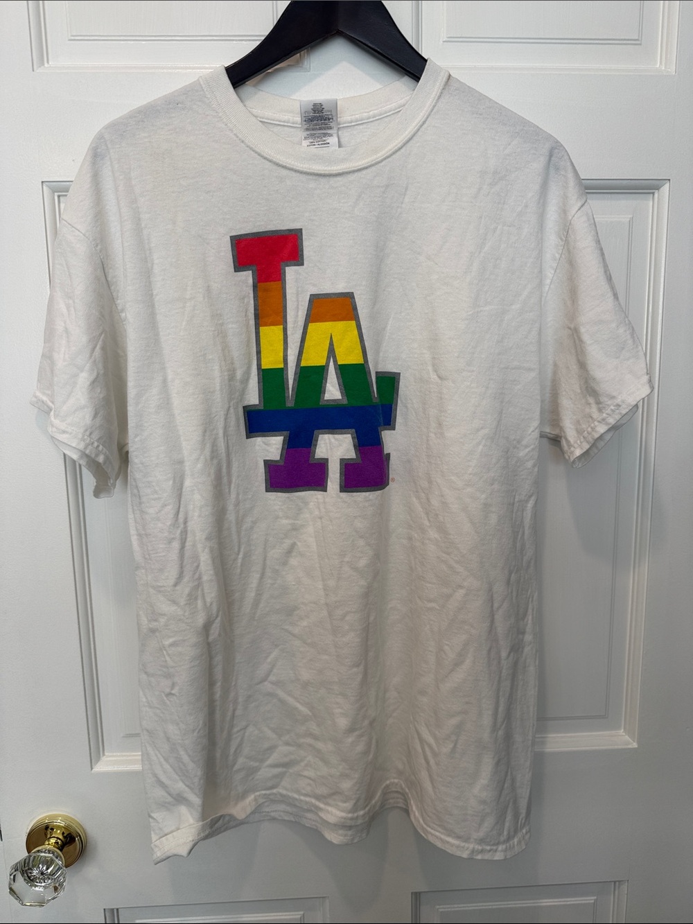 Dodgers 2015 limited-edition LA Pride T-Shirt